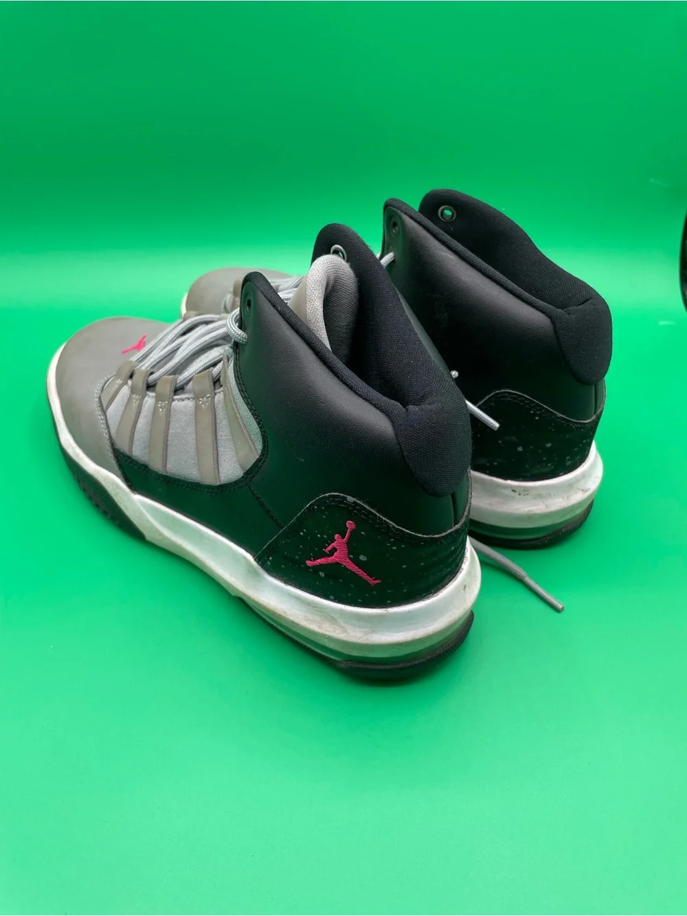 Jordan stylish mid